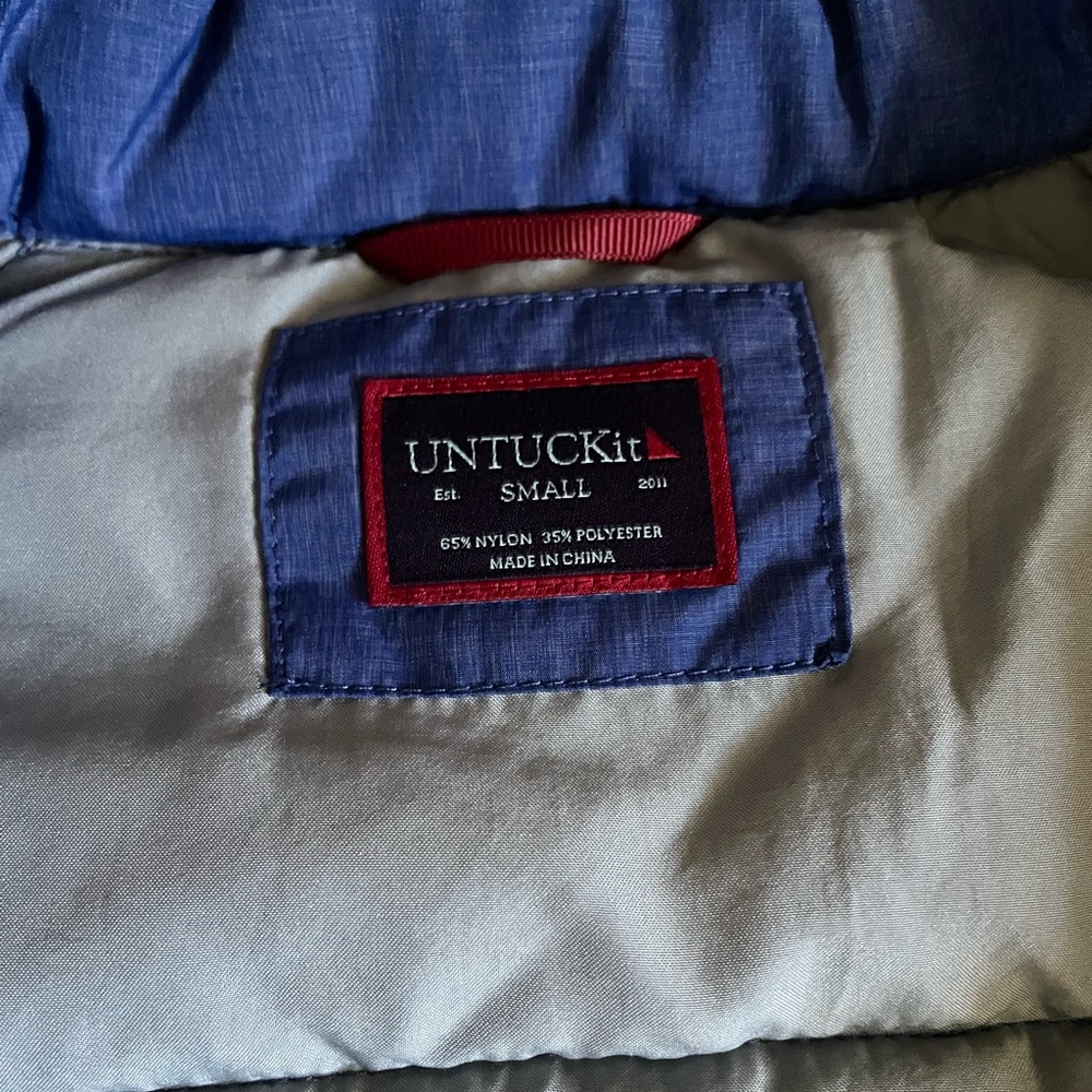 Untuckit Vest - Picture 4 of 7